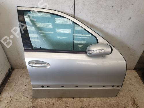 Used Right front door MERCEDES-BENZ E-CLASS (W211) E 280 CDI (211.020) (190 hp) 29003220