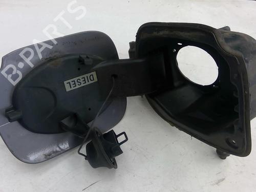 Used Fuel flap RENAULT CLIO III (BR0/1, CR0/1) 1.5 dCi (BR17, CR17) (86 hp) 24421500