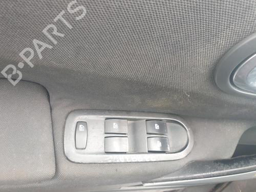 Used Left front window switch RENAULT MEGANE II Coupé-Cabriolet (EM0/1_) 1.5 dCi (EM1E) (106 hp) 28114593