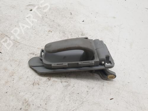 Used Front right interior door handle Front right interior door handle 22883043 22883043