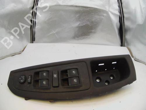 Used Left front window switch Left front window switch FIAT BRAVO II (198_) 1.9 D Multijet (198AXB1A) (120 hp) 22880165 22880165