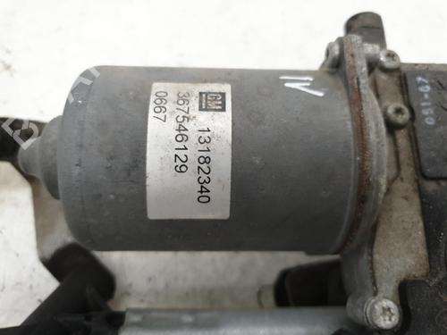 Used Front wiper motor OPEL CORSA D (S07) 1.3 CDTI (L08, L68) (75 hp) 22865845