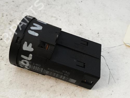 Used Headlight switch VW GOLF IV (1J1) 1.9 TDI (130 hp) 22865759