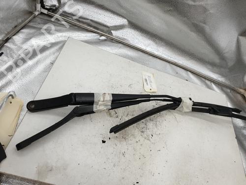 Used Front windshield wiper arm SEAT IBIZA IV (6J5, 6P1) 2.0 TDI (143 hp) 23436027
