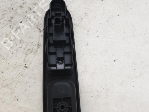 Right front window switch PEUGEOT 307 Break (3E) 1.6 HDi 110 | BP22864895I26 
