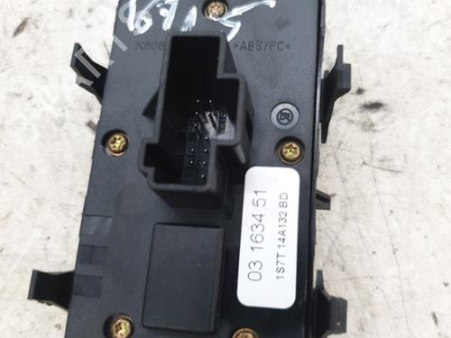 Used Left front window switch Left front window switch FORD MONDEO III Turnier (BWY) 1.8 16V (125 hp) 22874280 22874280