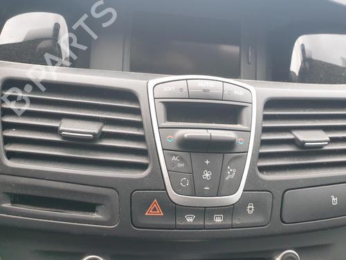 climate-control-renault-laguna-iii-bt01-2007-2008-2009-2010-2011-2012-2013-2014-2015-31388040 main image