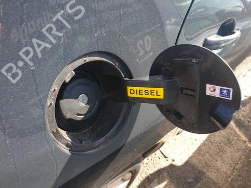 Used Fuel flap Fuel flap 37079969 37079969