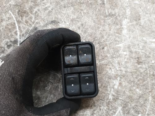 Used Left front window switch Left front window switch OPEL ZAFIRA A MPV (T98) 1.8 16V (F75) (116 hp) 33708395 33708395