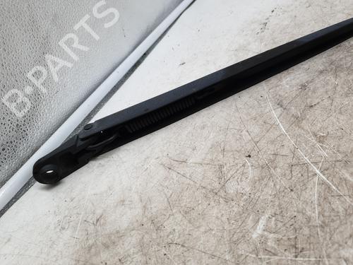 front-windshield-wiper-arm-renault-clio-iii-br01-cr01-2005-2006-2007-2008-2009-2010-2011-2012-2013-2014-31182385 main image