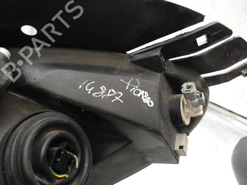 Right headlight CITROËN XSARA PICASSO (N68) 2.0 HDi | BP24421848C29 