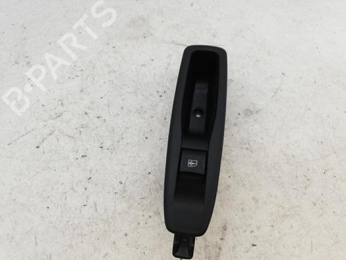 Used Right front window switch RENAULT CLIO IV (BH_) 1.2 TCe 120 (BHM0) (120 hp) 22879541
