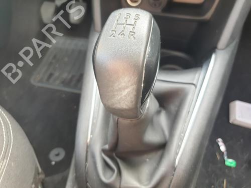 Used Gear lever PEUGEOT 208 I (CA_, CC_) 1.6 HDi / BlueHDi 75 (75 hp) 28154040