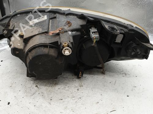 Right headlight PEUGEOT 807 (EB_) 2.2 HDi | BP22879016C29 