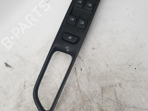 Used Left front window switch RENAULT CLIO IV (BH_) 0.9 TCe 90 (BHNF, BHMA, BHMH, BHJK, BHJR) (90 hp) 22869600