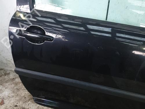 Used Right front door Right front door 30492263 30492263
