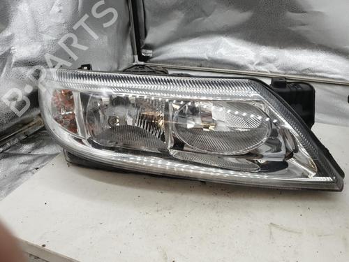 Højre forlygte RENAULT LAGUNA II (BG0/1_) 2.0 16V IDE (BG0N) (140 hp) 22881412