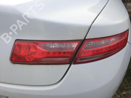 Used Right tailgate light Right tailgate light RENAULT LAGUNA Coupe (DT0/1) 2.0 dCi (DT0M, DT0N, DT0S, DT19, DT1F) (173 hp) 28076100 28076100