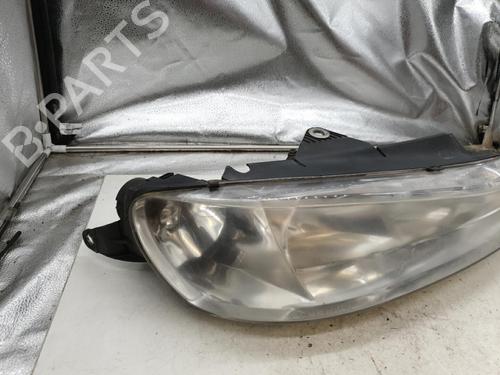 Used Right headlight Right headlight PEUGEOT 406 Break (8E/F) 2.0 16V (136 hp) 24646473 24646473