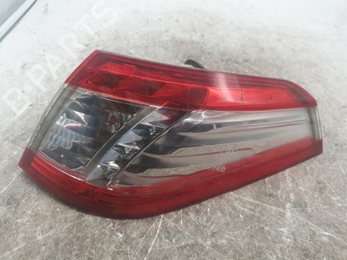 Used Right taillight Right taillight 27978605 27978605