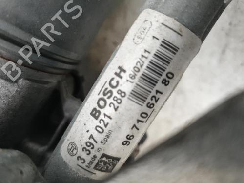 Used Front wiper motor PEUGEOT 5008 (0U_, 0E_) 1.6 HDi (112 hp) 22884474