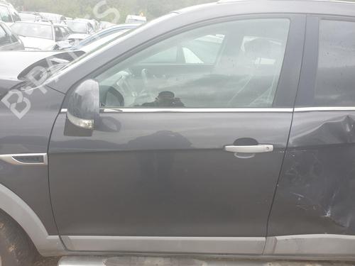 Used Left front door CHEVROLET CAPTIVA (C100, C140) 2.2 D 4WD (184 hp) 28614076