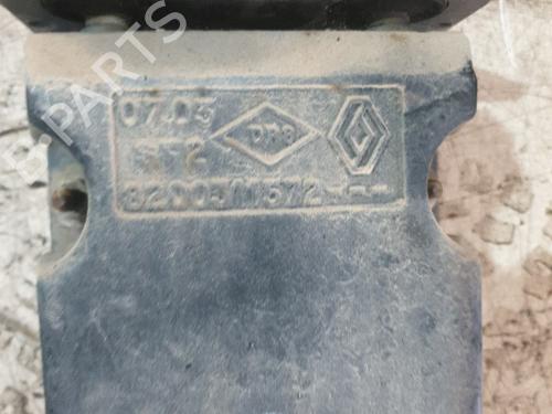 Used Rear bumper reinforcement Rear bumper reinforcement 32236071 32236071