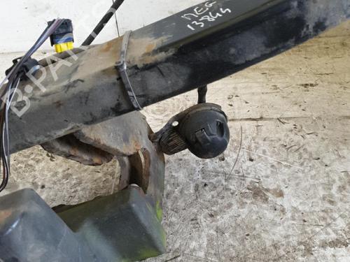 Used Tow ball/Mechanism RENAULT MEGANE II (BM0/1_, CM0/1_) 1.5 dCi (BM02, BM13, BM2A, CM02, CM13) (101 hp) 24422341