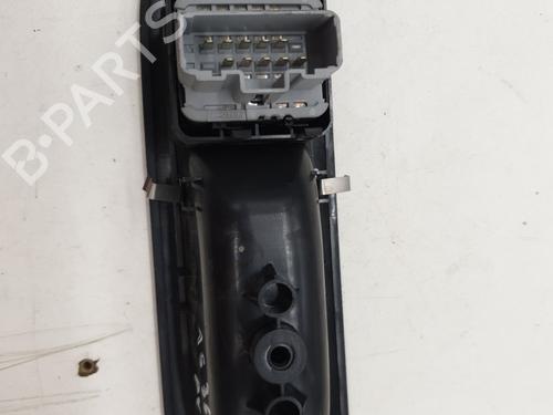 Used Switch Switch RENAULT TWINGO II (CN0_) 1.2 16V (CN0K, CN0V, CN0A) (76 hp) 25843600 25843600