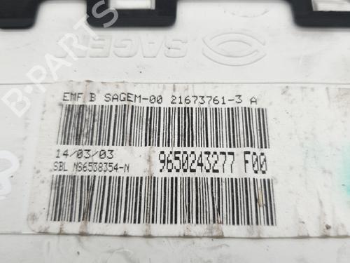 display-monitor-citroen-c5-i-dc_-20-hdi-dcrhzb-dcrhze-9650243277-2001-2002-2003-2004-2005-22871185 main image