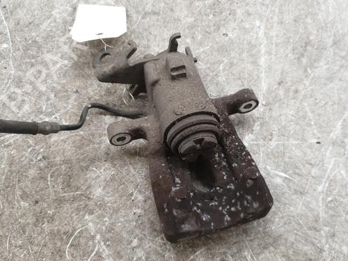 right-rear-brake-caliper-renault-megane-iv-hatchback-b9amn_-2015-32681928 main image