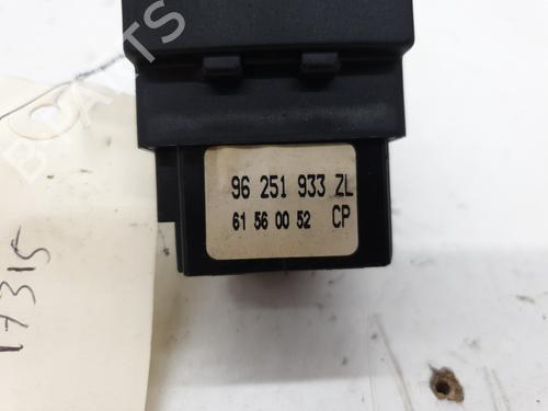 Used Switch Switch PEUGEOT 406 (8B) 1.9 TD (90 hp) 22864111 22864111