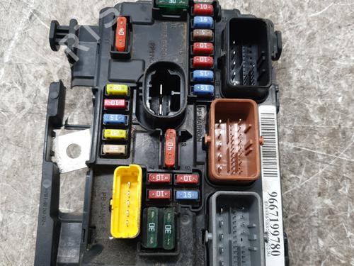 Used Fuse box Fuse box CITROËN C3 II (SC_) 1.4 HDi 70 (SC8HZC, SC8HR0, SC8HP4) (68 hp) 36026834 36026834