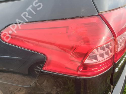 left-taillight-citroen-c5-iii-break-rw_-2008-2009-2010-2011-2012-2013-2014-2015-2016-2017-26457388 main image