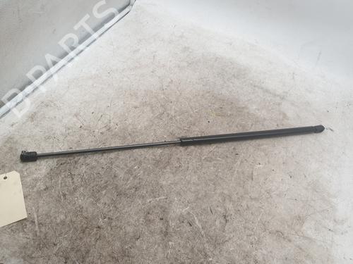 hood-lift-support-audi-a3-8p1-2003-2004-2005-2006-2007-2008-2009-2010-2011-2012-2013-29840016 main image