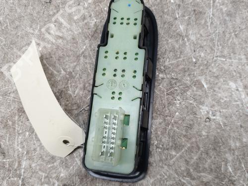 Left front window switch DACIA LOGAN (LS_) 1.4 (LS0A, LS0C, LS0E, LS0G) | BP33571395I27 - Image 2
