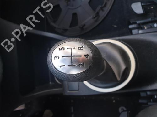 Gear lever RENAULT TWINGO III (BCM_, BCA_) 1.0 SCe 70 (BCMB) | BP30106855M90