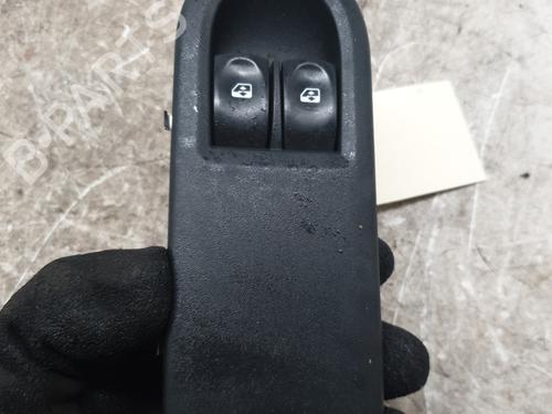 Used Left front window switch Left front window switch RENAULT CLIO III (BR0/1, CR0/1) 1.4 16V (98 hp) 32336537 32336537