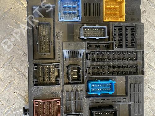 Fuse box OPEL VIVARO C Van (K0) 2.0 | BP22868376E1 - Image 3