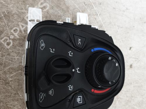 Used Climate control Climate control PEUGEOT 108 1.0 VTi 72 (72 hp) 33461393 33461393