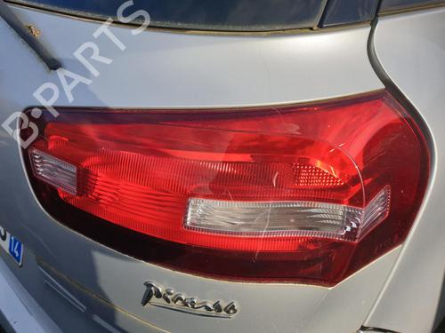 Used Right taillight CITROËN C4 Picasso II 1.6 HDi / BlueHDi 115 (115 hp) 30489783