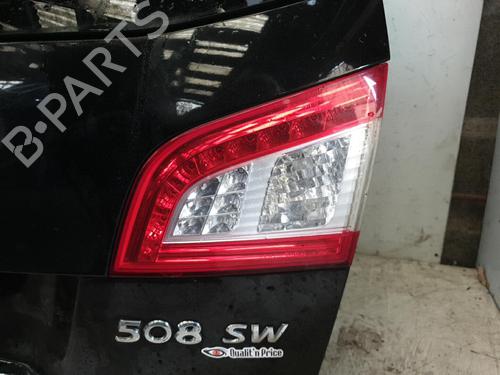 Used Right tailgate light Right tailgate light 22878641 22878641