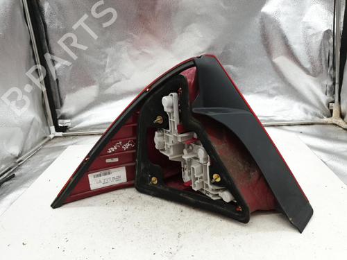 Used Right taillight FORD MONDEO III (B5Y) 2.0 16V TDDi / TDCi (115 hp) 22871810