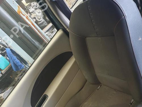 Right front seat RENAULT TWINGO II (CN0_) 1.2 16V (CN04, CN0B) | BP29543447C16 