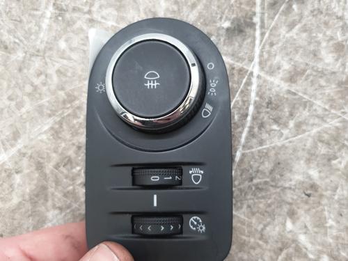 Headlight switch OPEL CORSA D (S07) 1.2 (L08, L68) | BP32307868I24 - Image 3