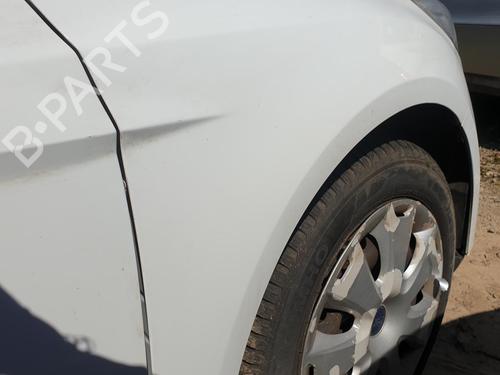 Used Right front fenders Right front fenders FORD FOCUS III Turnier 1.0 EcoBoost (100 hp) 26738468 26738468
