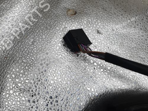 Right mirror VW TOURAN (1T1, 1T2) 2.0 TDI 16V | BP24181019C27 