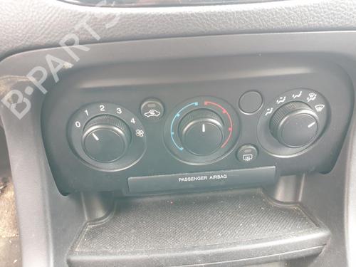climate-control-ford-ka-iii-uk-fk-2014-29611603 main image