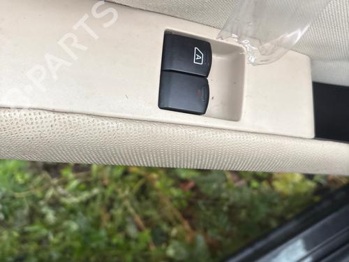 Used Left front window switch Left front window switch NISSAN MICRA III (K12) 1.2 16V (80 hp) 39972793 39972793