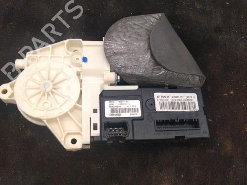 Used Left front window motor RENAULT LAGUNA III (BT0/1) 2.0 dCi (BT07, BT0J, BT14, BT1A, BT1S) (131 hp) 24421165